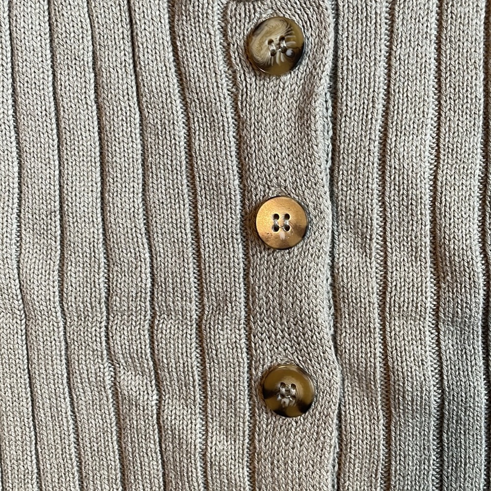 Stretchy Ribbed Button Down Tank - Picture 3 of 4